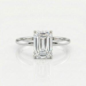 טבעת יהלום אמרלד קלאסית